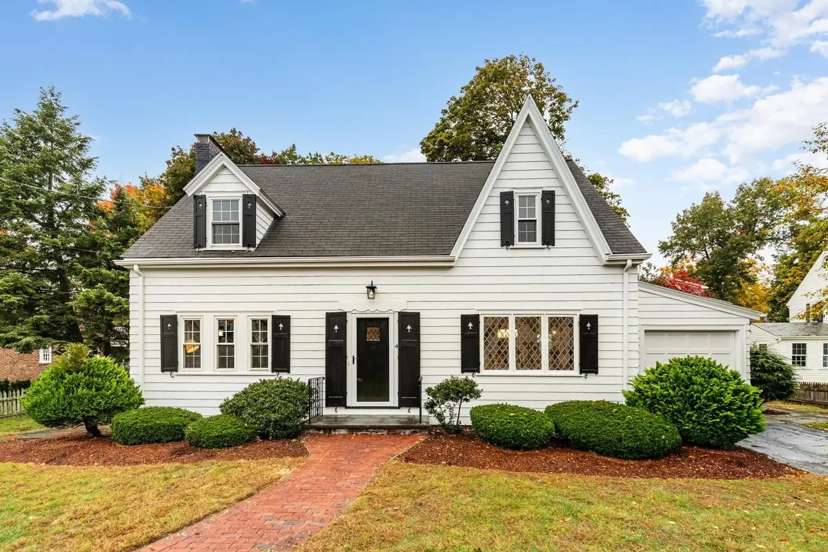 4 Harrington Road, Winchester, MA 01890 - #1