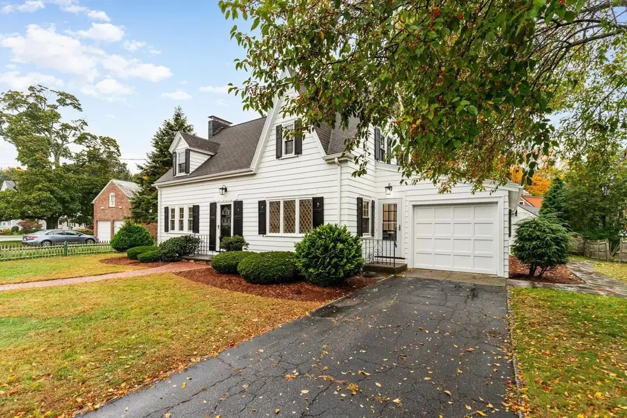 4 Harrington Road, Winchester, MA 01890 - #2