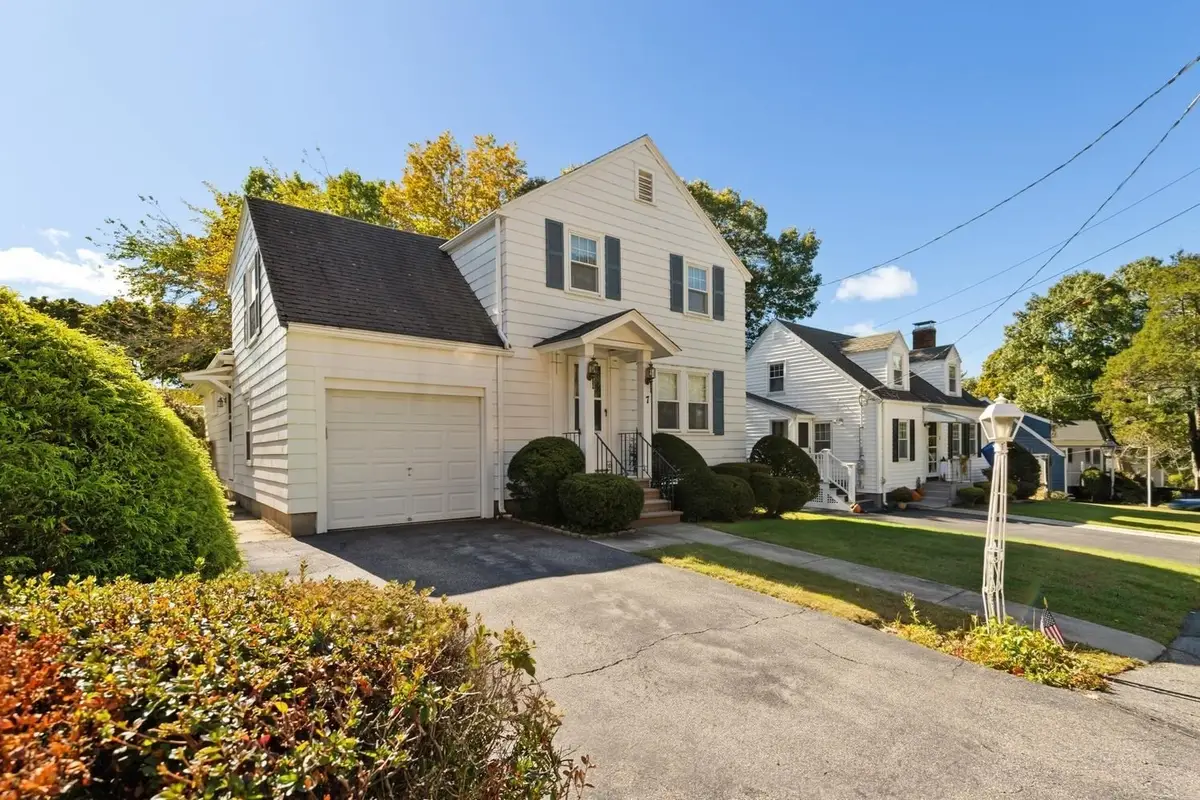 7 Luther Rd, Medford, MA 02155 - #1