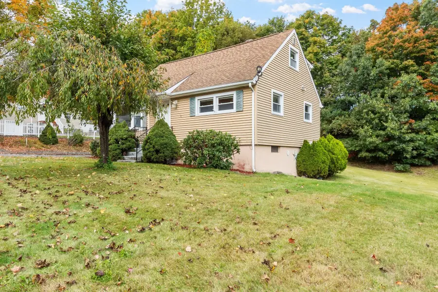 3 Meadowbrook Dr, West Boylston, MA 01583 - #3