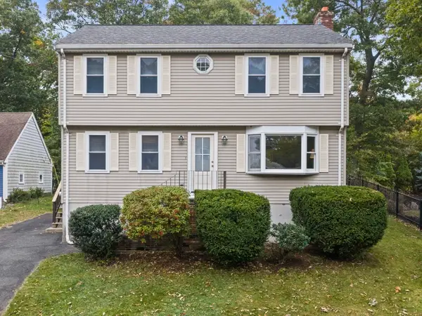 16 Beverly St, Quincy, MA 02169