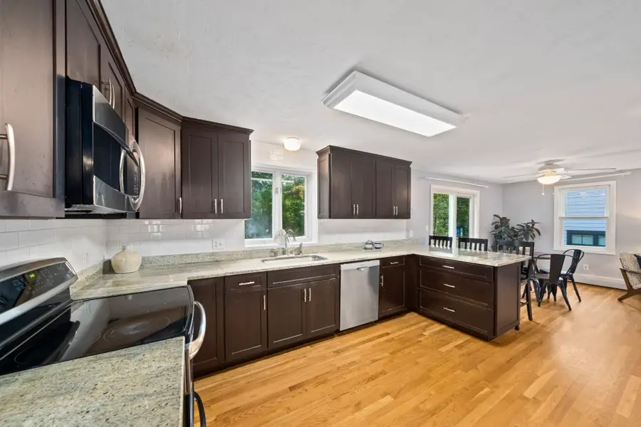 16 Beverly St, Quincy, MA 02169 - #2