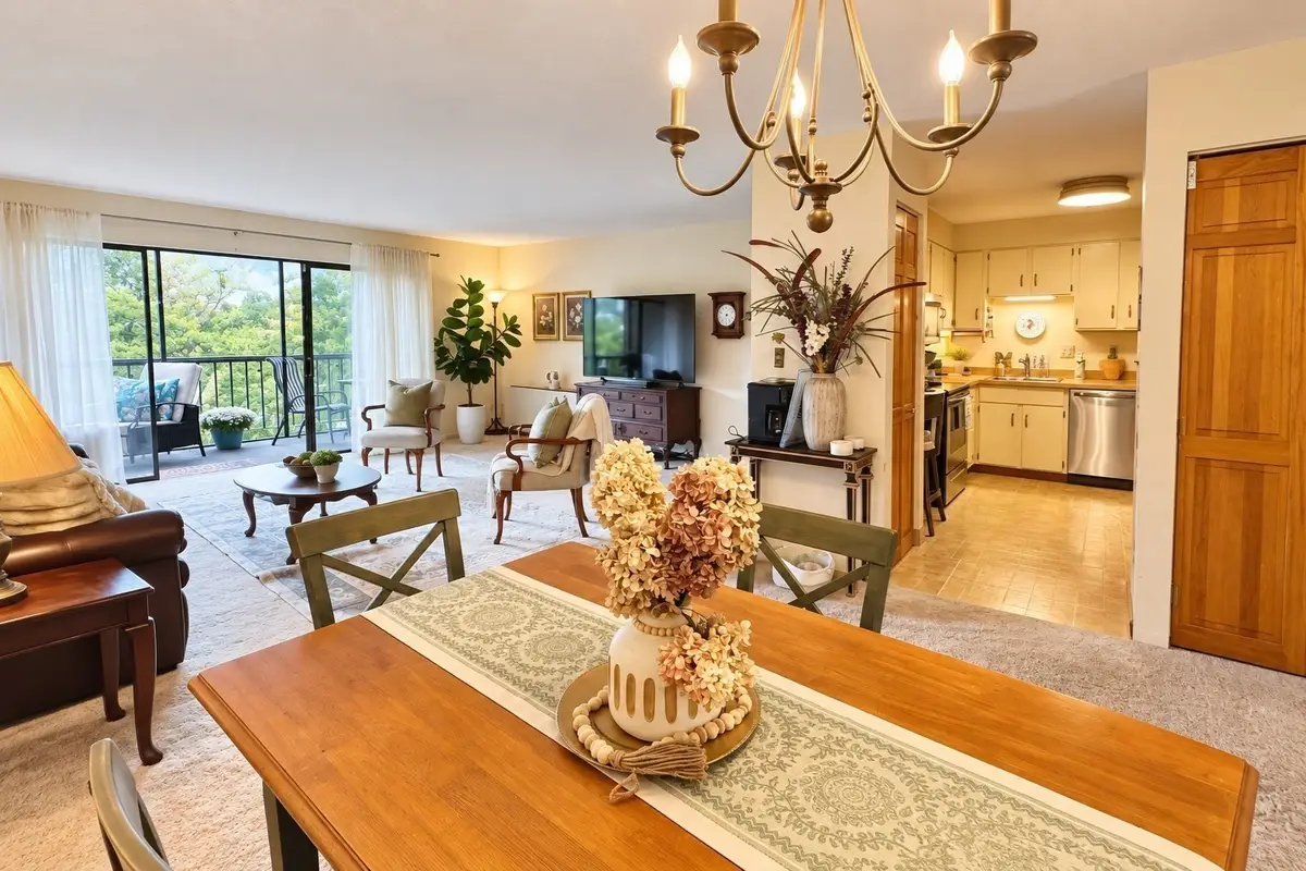 1 Summit Dr #57, Reading, MA 01867 - #1