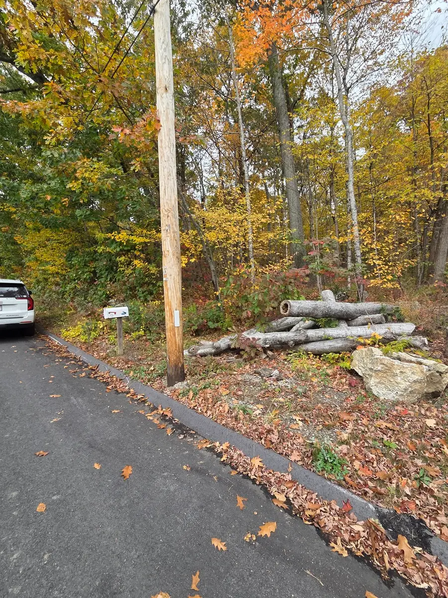 13 Kimball St, Brookfield, MA 01506 - #3