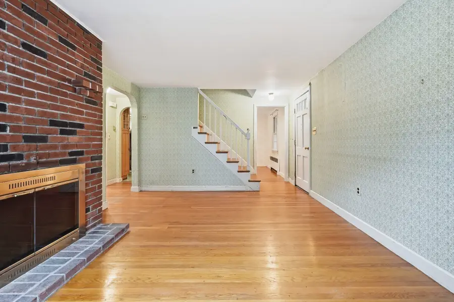 148 Brattle Street, Arlington, MA 02474 - #3