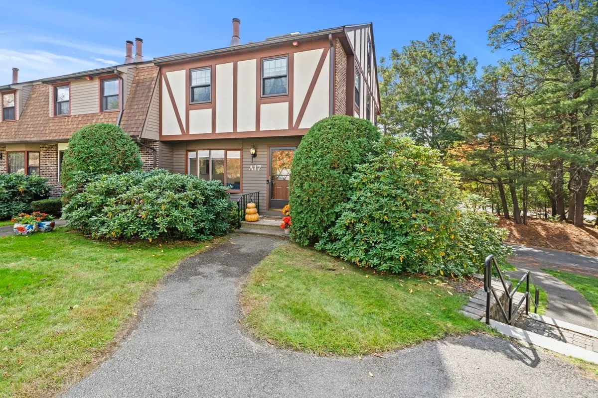 17 Scotty Hollow Dr #A, North Chelmsford, MA 01863 - #1
