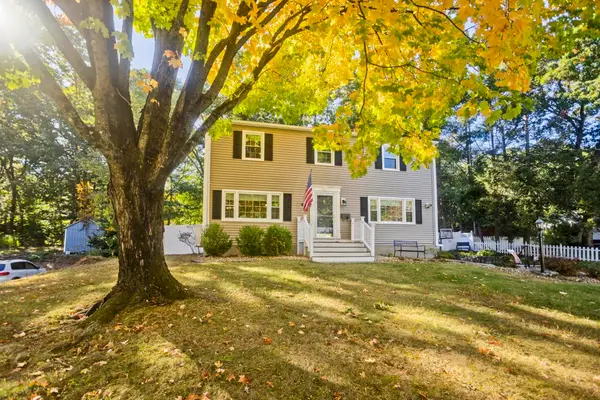 214 Wimbleton Dr, Longmeadow, MA 01106