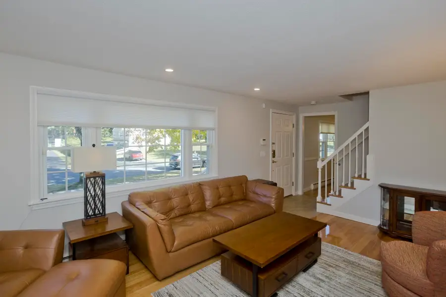 214 Wimbleton Dr, Longmeadow, MA 01106 - #2
