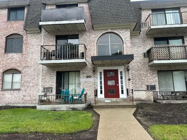 90 High Street #206, Dedham, MA 02026