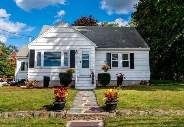 83 Mansfield Ave, Norton, MA 02766