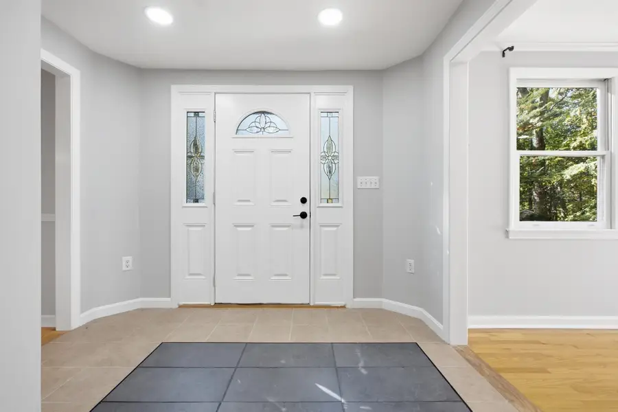 255 Haymeadow Rd, North Andover, MA 01845 - #3
