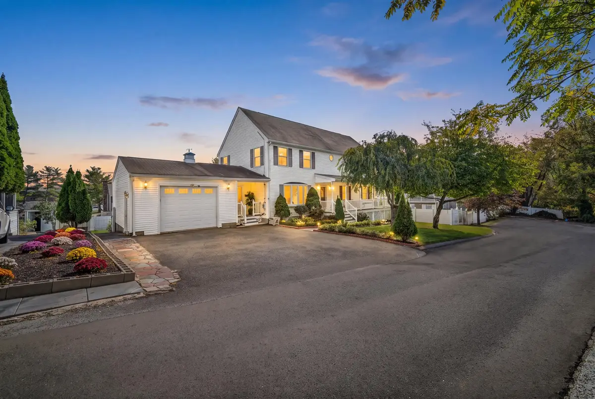 7 Dimock St, Danvers, MA 01923 - #1