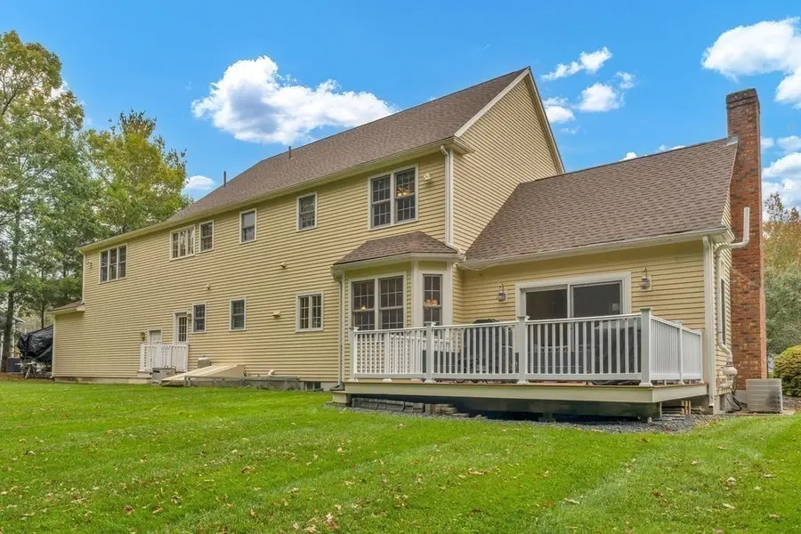 31 Forest St, Hanover, MA 02339 - #3