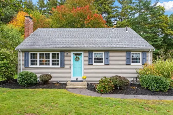 15 Parliament Dr, Franklin, MA 02038