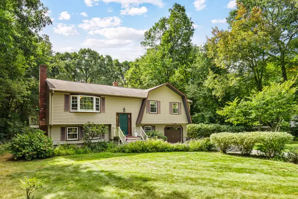 23 Teresa Rd, Hopkinton, MA 01748