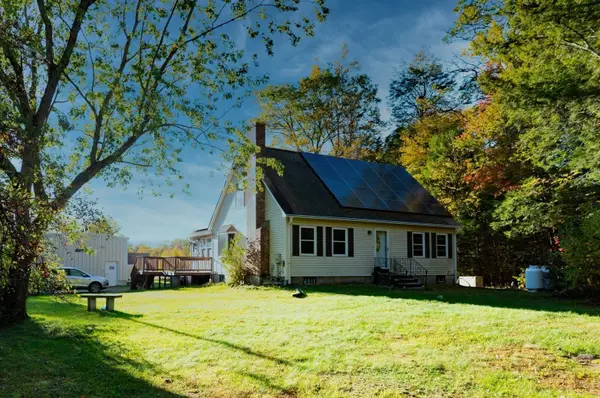 121 Bliss Hill Rd, Royalston, MA 01368