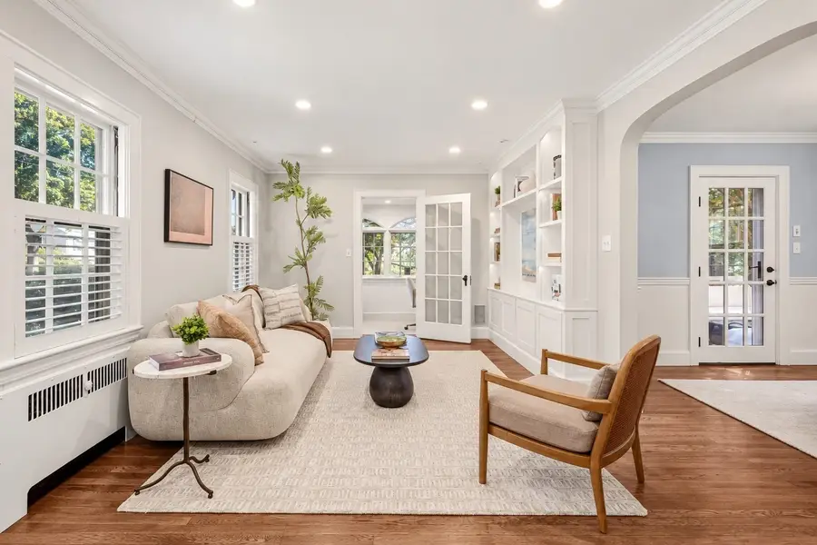 20 Shaw Rd, Wellesley, MA 02481 - #2