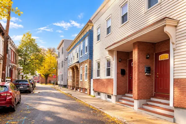 14 Seventh Street #14, Cambridge, MA 02141