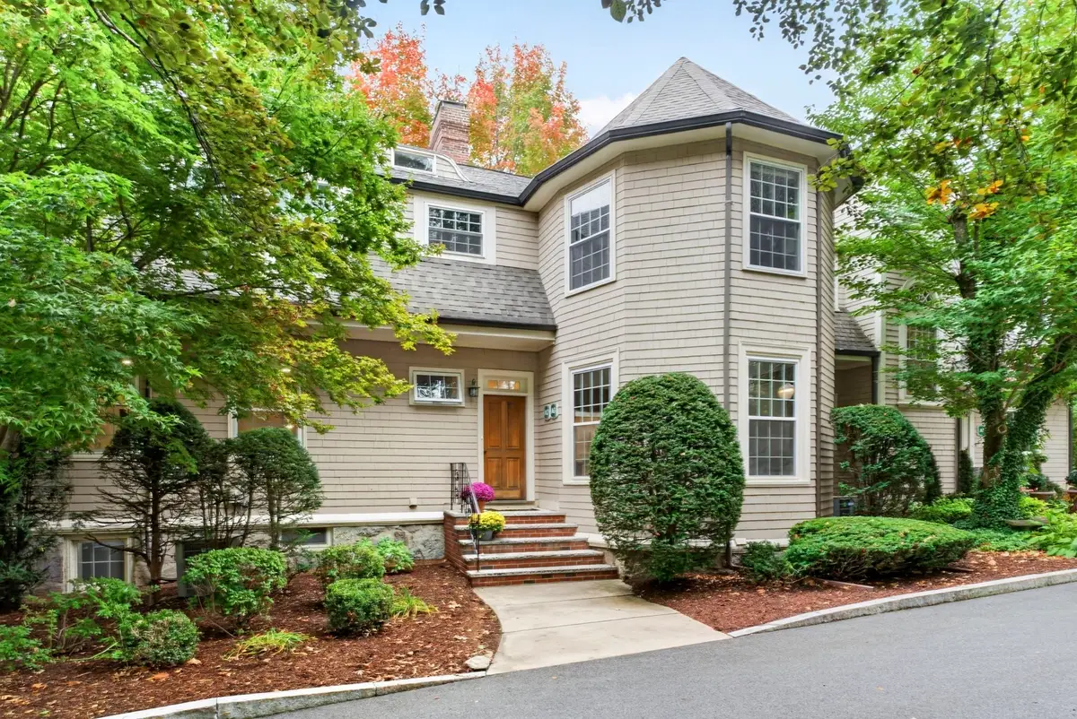 333 Brush Hill Rd #A2, Milton, MA 02186 - #1