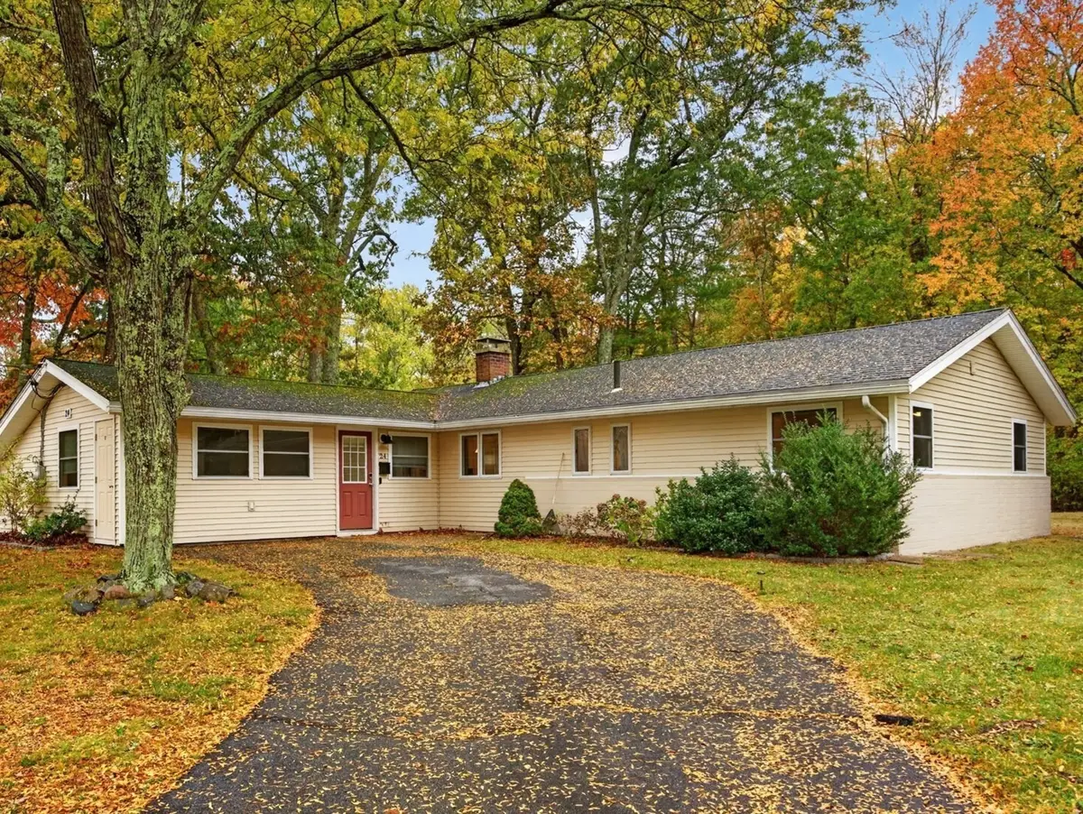 24 Raleigh Road, Framingham, MA 01701 - #1