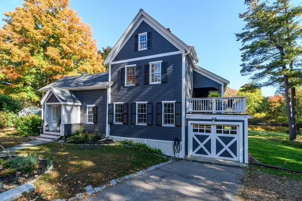 30 S River St, Wellesley, MA 02482
