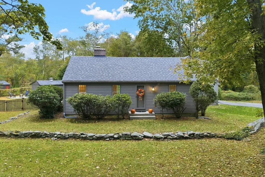 31 Wheaton Ave, Rehoboth, MA 02769 - #1