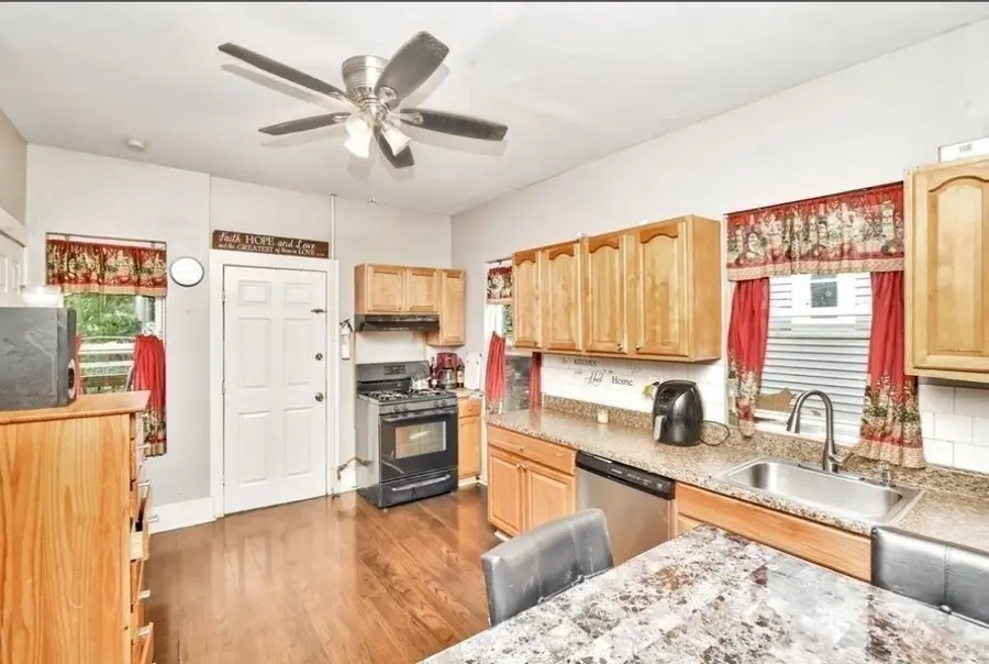 25 Barry Street, Boston, MA 02125 - #2