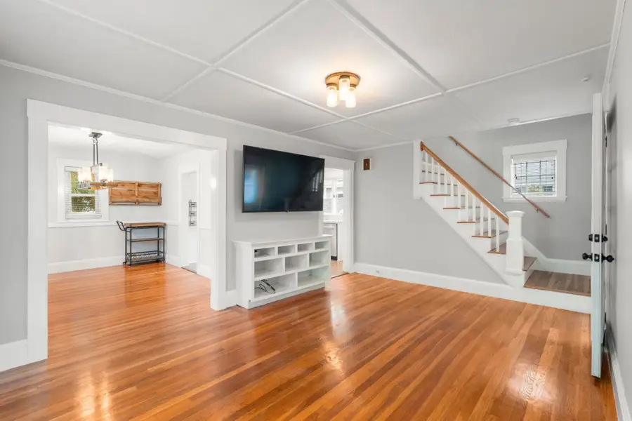 63 Willow Ave, Quincy, MA 02170 - #3