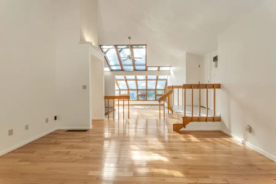 77 Woodward Ln, Boxborough, MA 01719 - #3