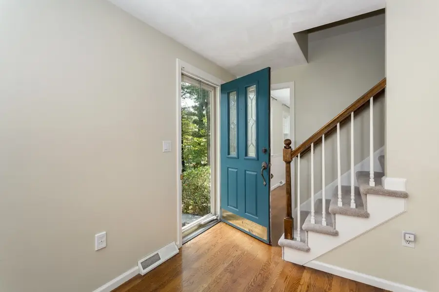98 Miller St, Franklin, MA 02038 - #2