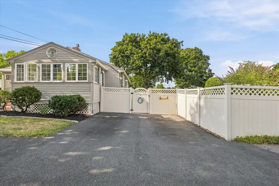 1 Will Sawyer St, Peabody, MA 01960 - #3