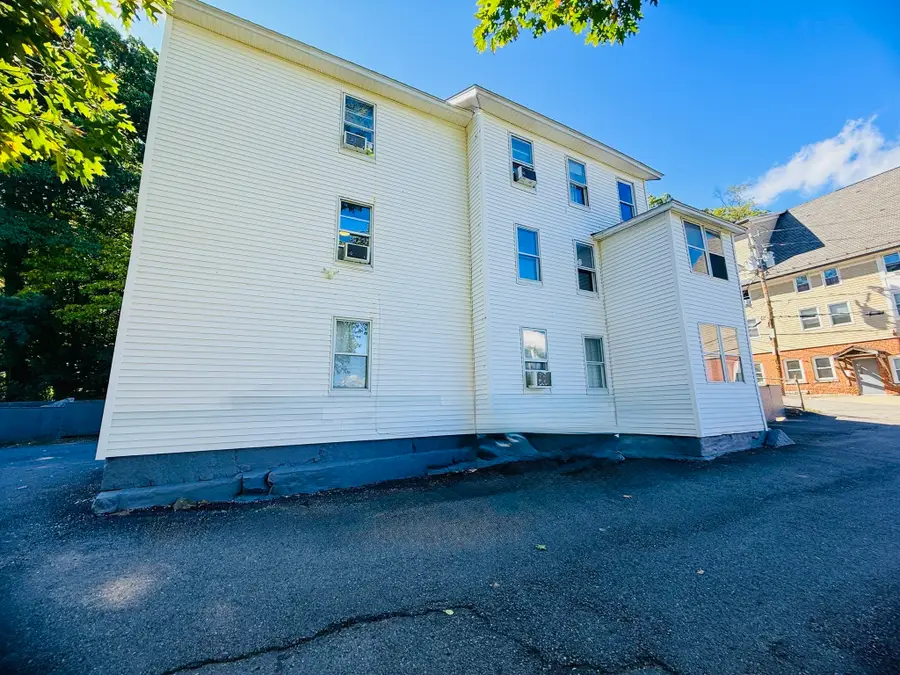 12 Foster St, Fitchburg, MA 01420 - #3