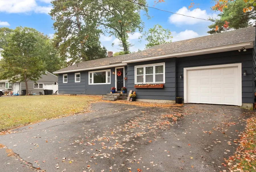 7 Moonbeam Ave., Chelmsford, MA 01824 - #3