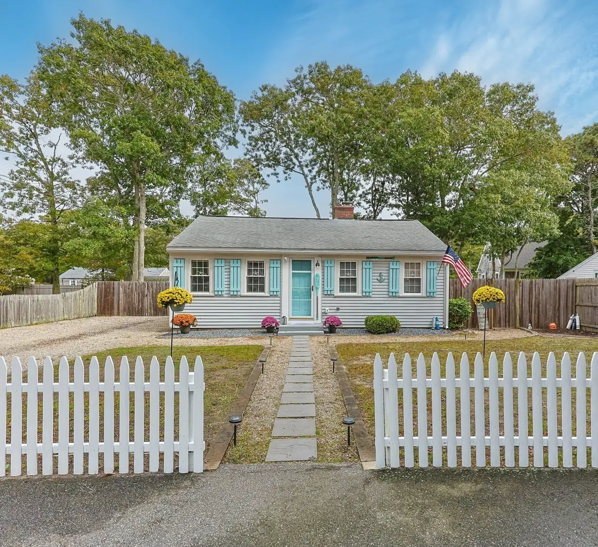 16 Thatcher Rd, South Yarmouth, MA 02664 - #1