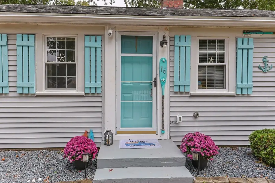16 Thatcher Rd, South Yarmouth, MA 02664 - #3