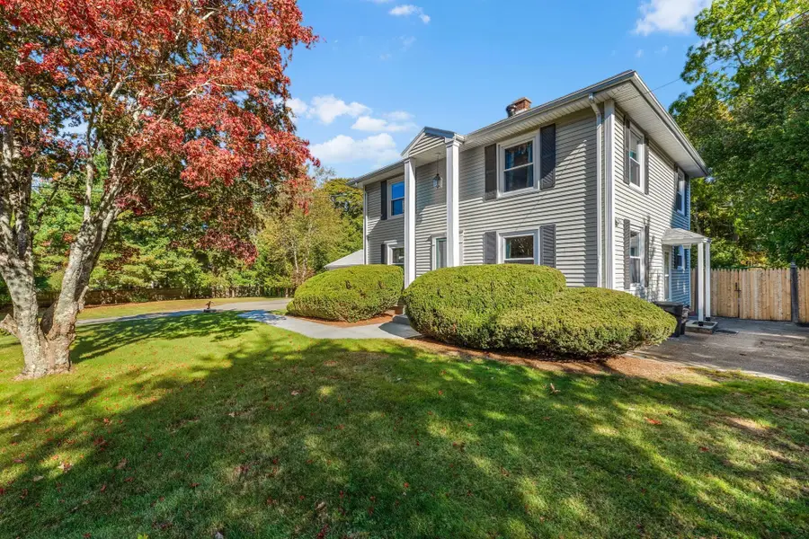 548 Plymouth St, East Bridgewater, MA 02333 - #2