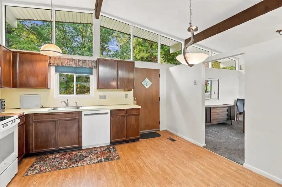 10 Pioneer Circle, Andover, MA 01810 - #3