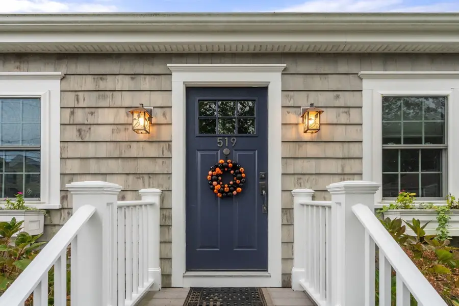 519 Kirby Street, New Bedford, MA 02740 - #3