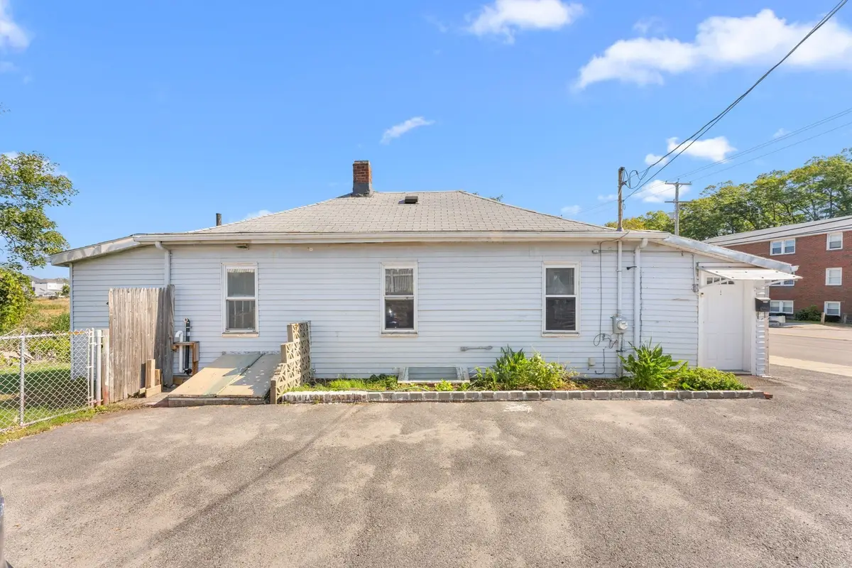 576 Sea St, Quincy, MA 02169 - #1