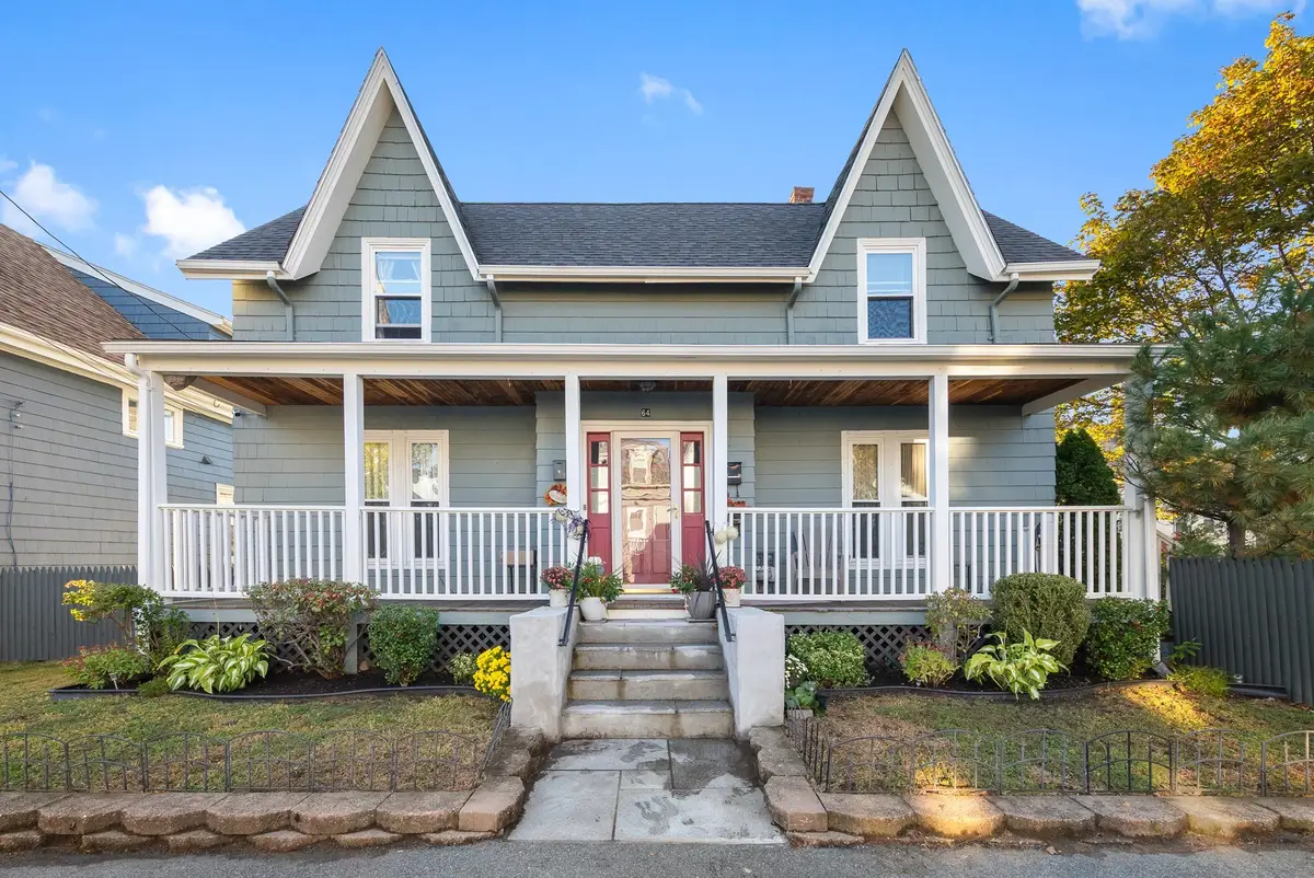 64 Pine St, Swampscott, MA 01907 - #1