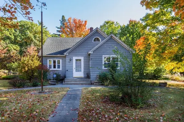 160 Lunenburg Road, Townsend, MA 01474