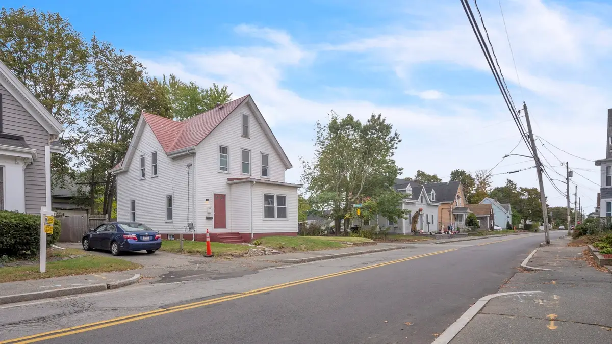 58 Clinton St, Brockton, MA 02302 - #1