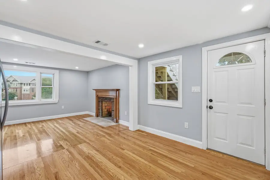 118 Washington St #118, Melrose, MA 02176 - #3