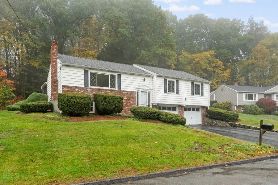 40 Wilder Ln, Leominster, MA 01453 - #2
