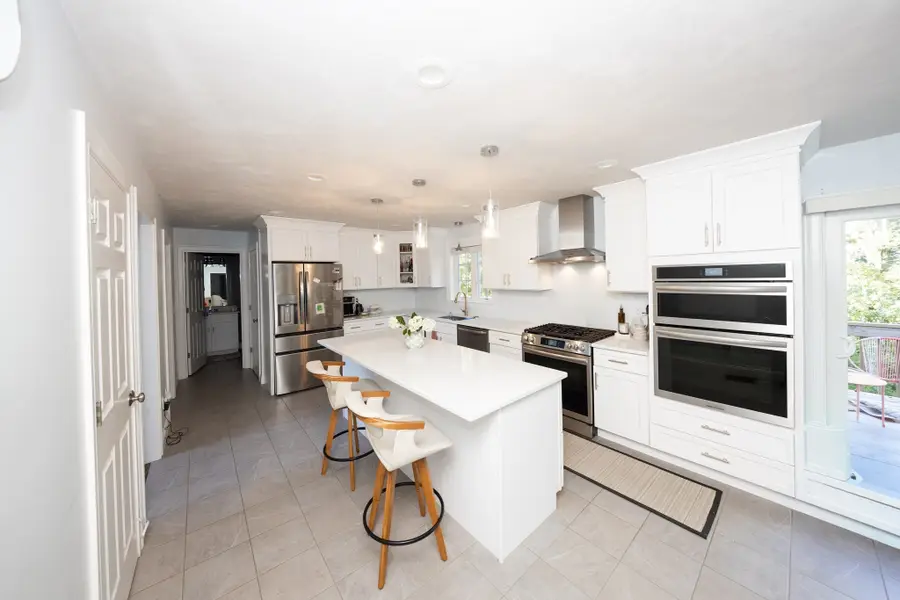 9 Arrowhead Way, Rutland, MA 01543 - #3