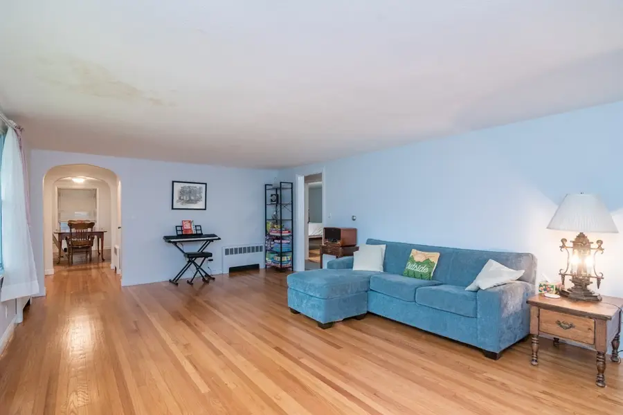 23 Gleason Rd, Northampton, MA 01060 - #3