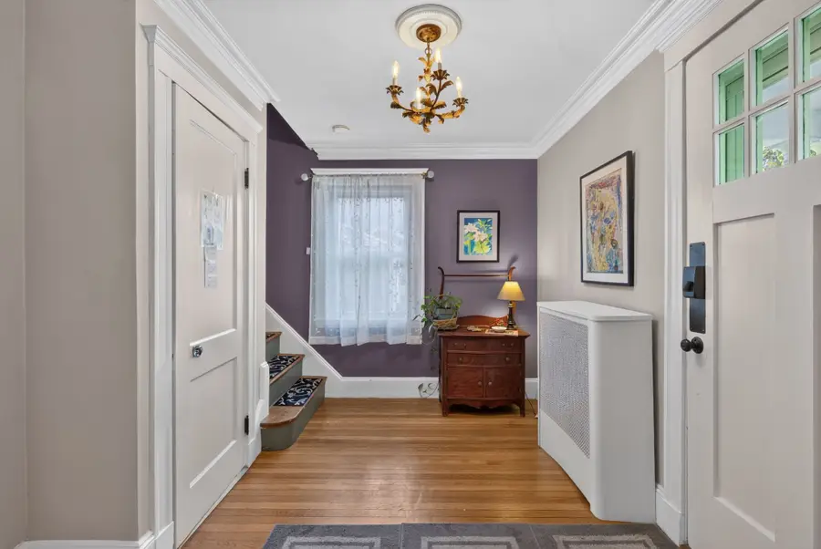 4 Hawthorn Rd, Milton, MA 02186 - #3
