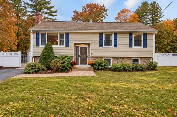 27 Mystic Ave, Wilmington, MA 01887