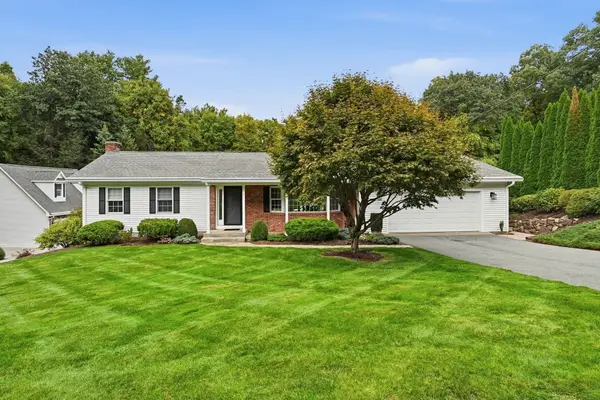 46 Stuart Pl, Westfield, MA 01085