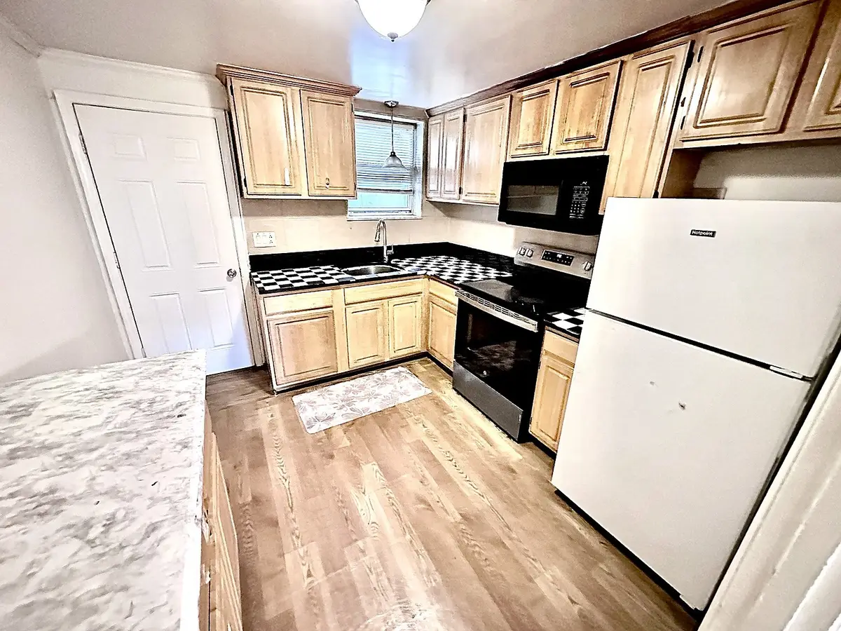 623 Cummins Hwy #B, Boston, MA 02136 - #1